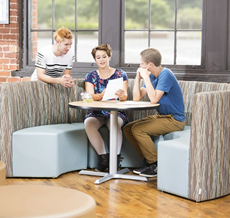 Cafe & Pedestal Tables