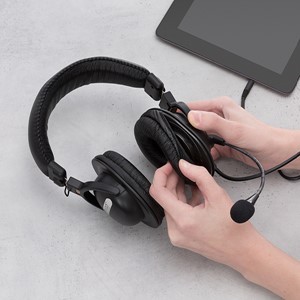 Stereo Headset w/ Boom Microphone & Mobile-Ready Plug - Earcup removal