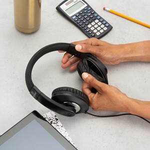 Padded leatherette ear cushions