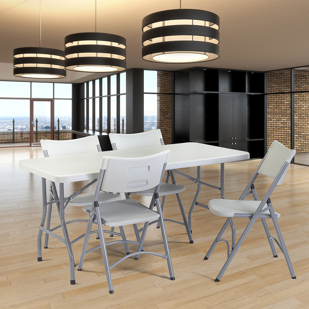 Lightweight Plastic Top Folding Table