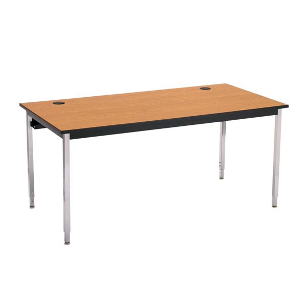 1500 Series Computer Table