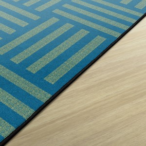 Explorer Series Herringbone Rug (7' 6" W x 12' L)